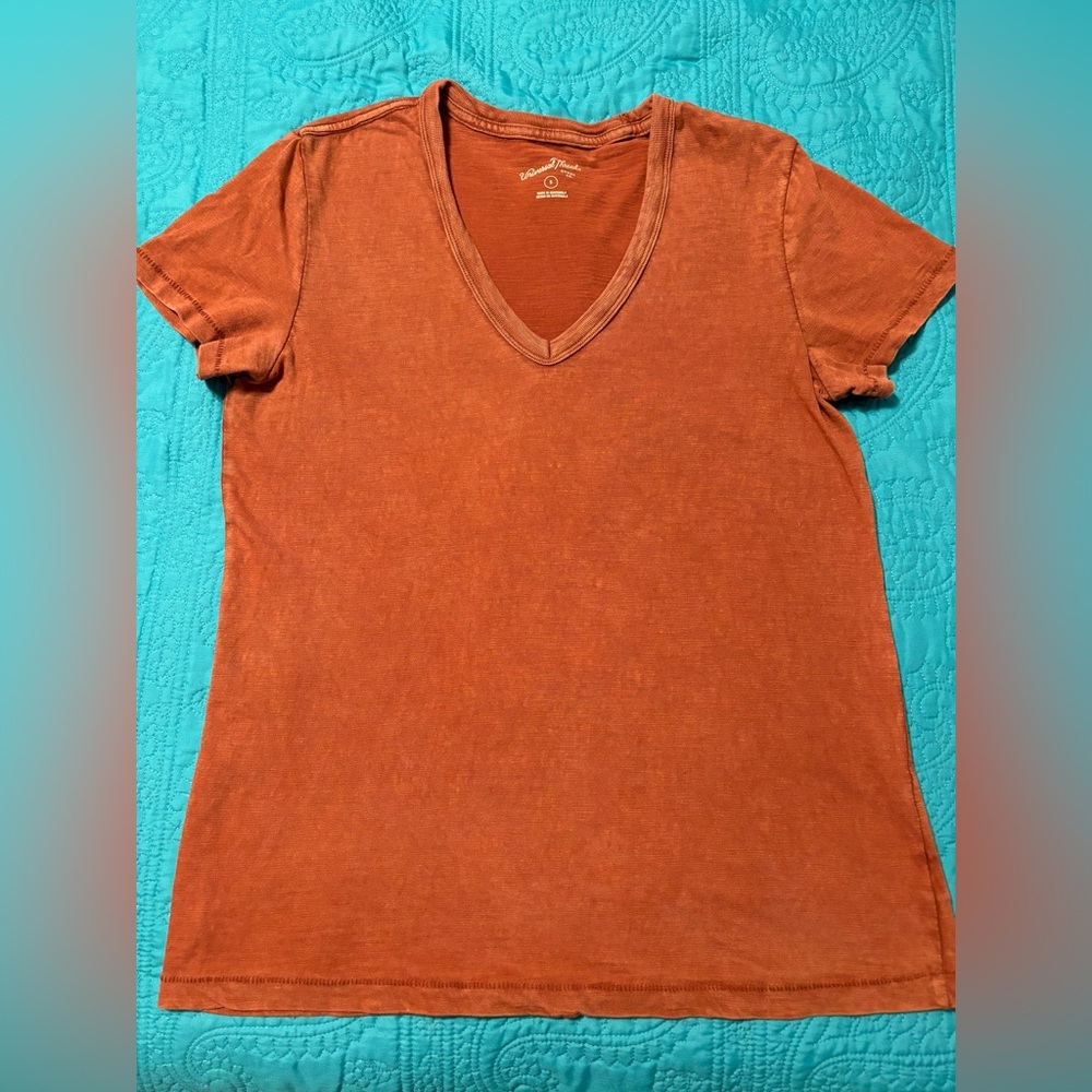 Universal Thread rusty-orange t shirt